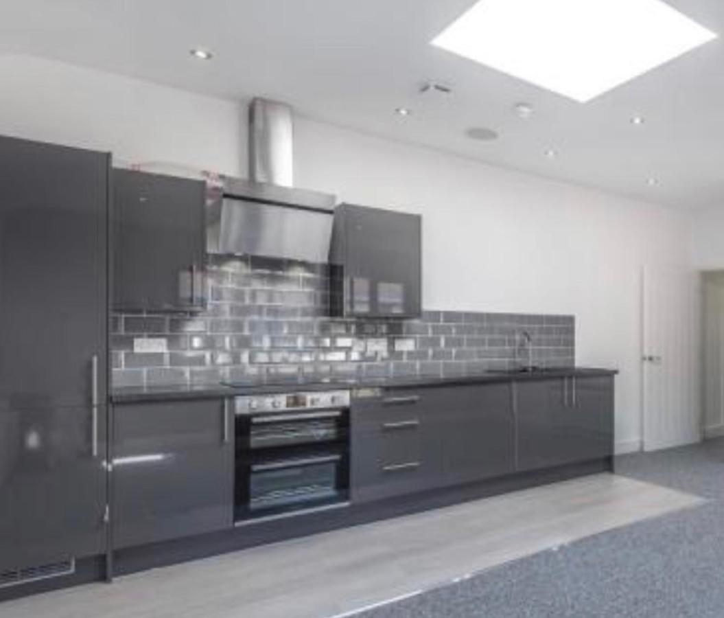 Premium Apartments Thatcham Broadway Kültér fotó