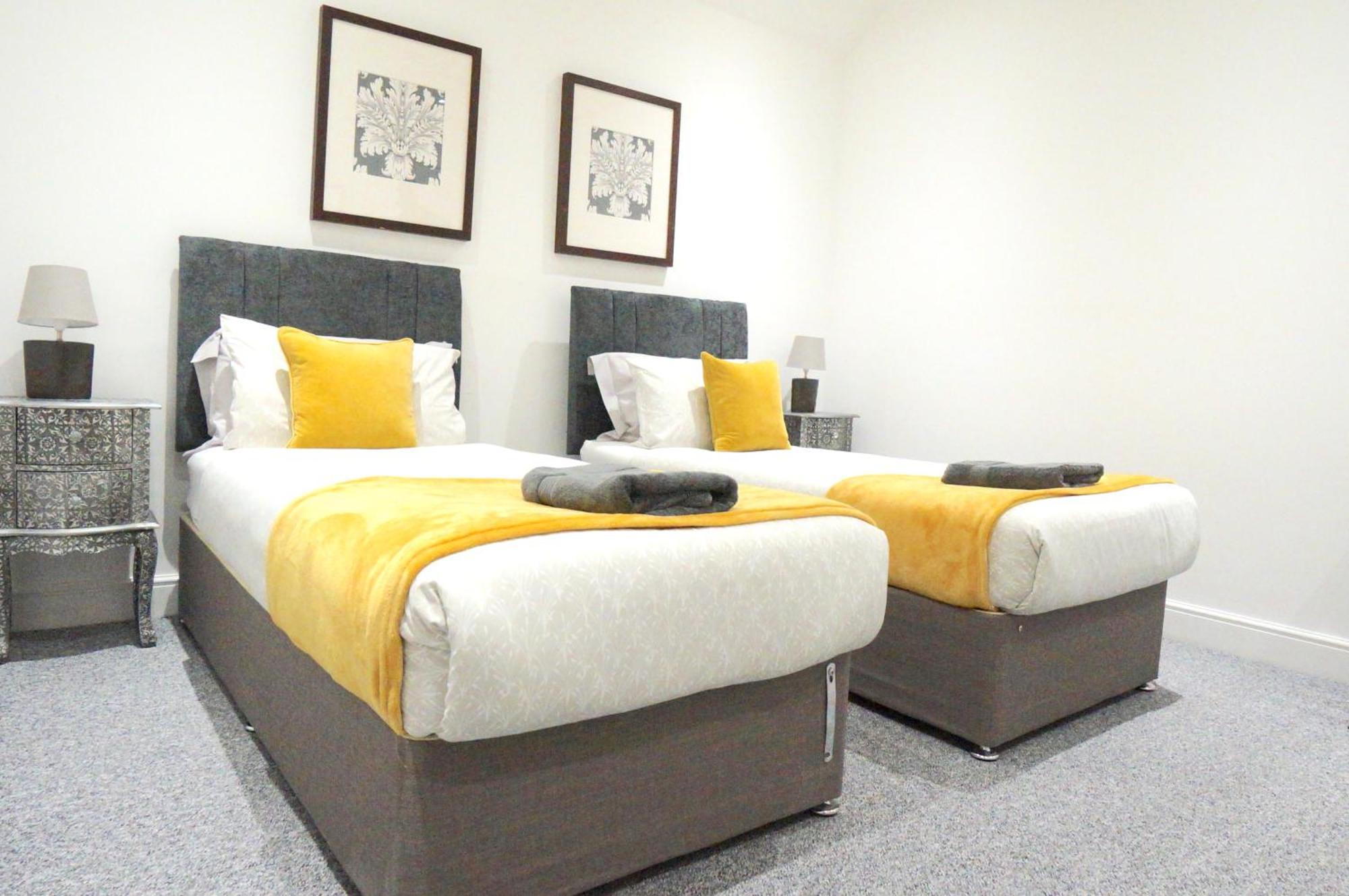 Premium Apartments Thatcham Broadway Kültér fotó